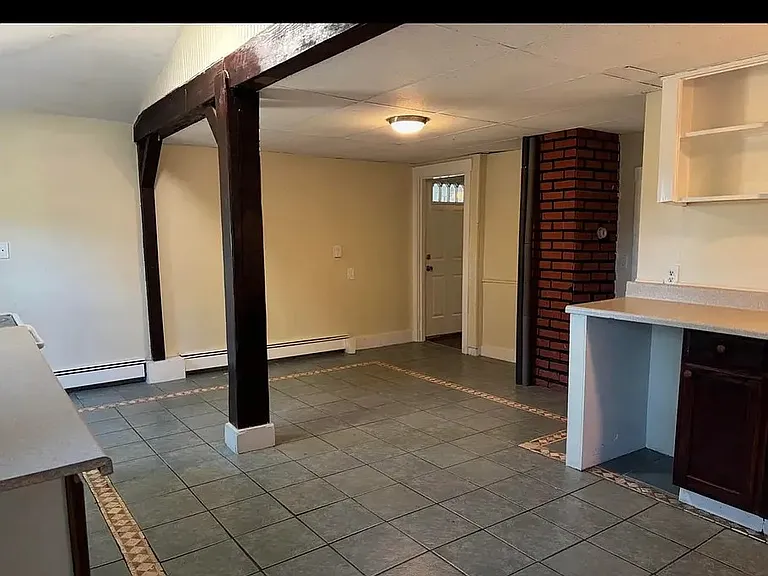 1722 W Main Rd — Photo 2