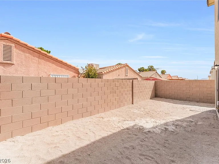 2204 Abraham Ave — Photo 33