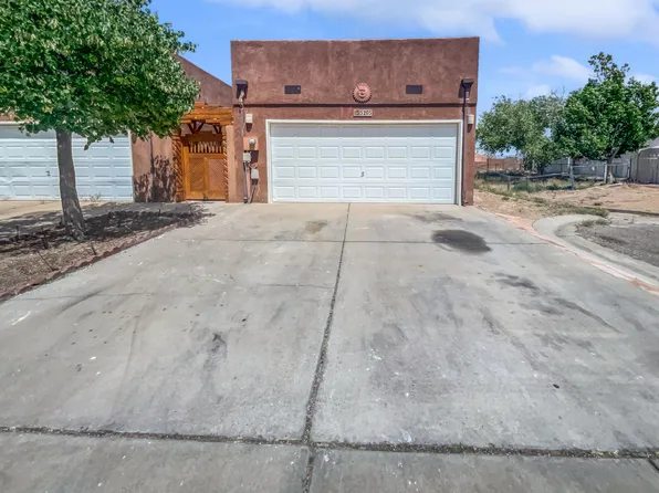 5205 Valle Vista Dr NW, Albuquerque, NM 87120