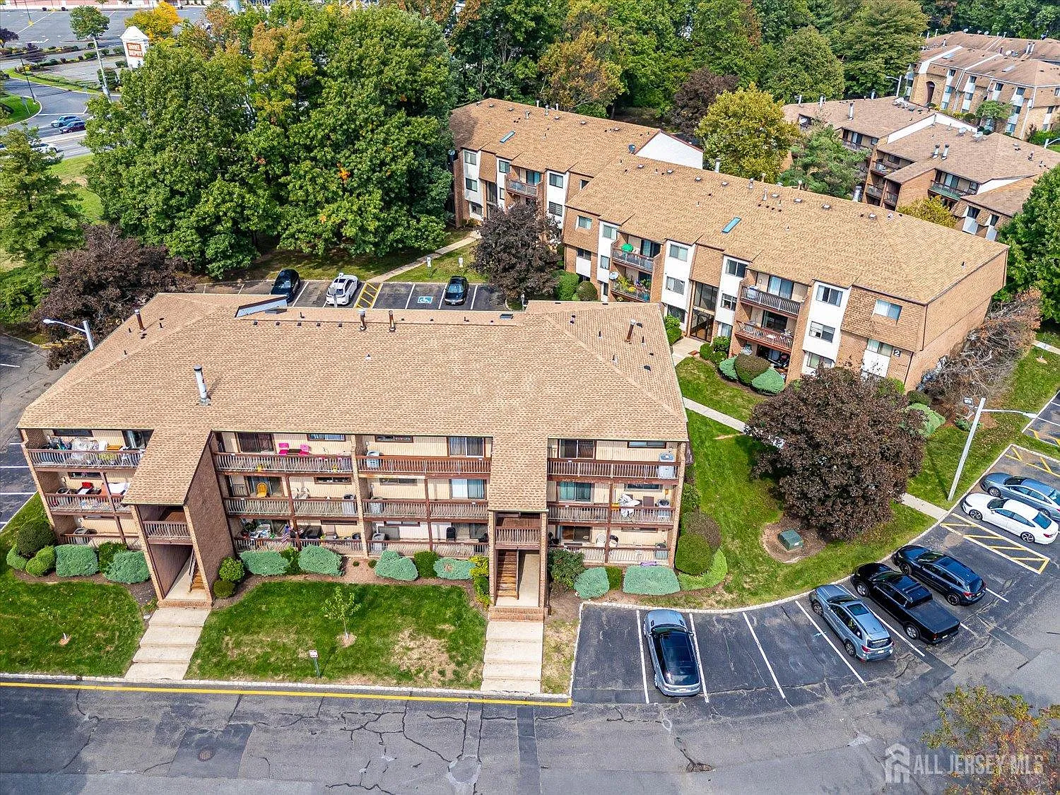 2 bed, 2.0 bath, 1248 sqft, $2,350 — Photo 3