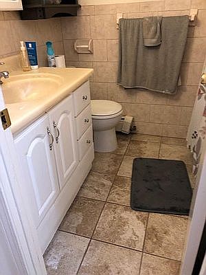 5th image of 2849 34th St APT 2