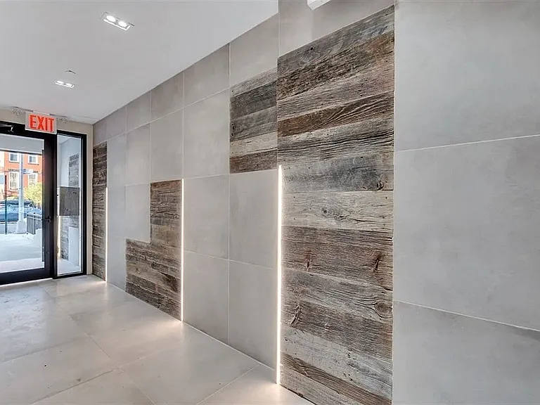 194 Lexington Ave #2 — Photo 3