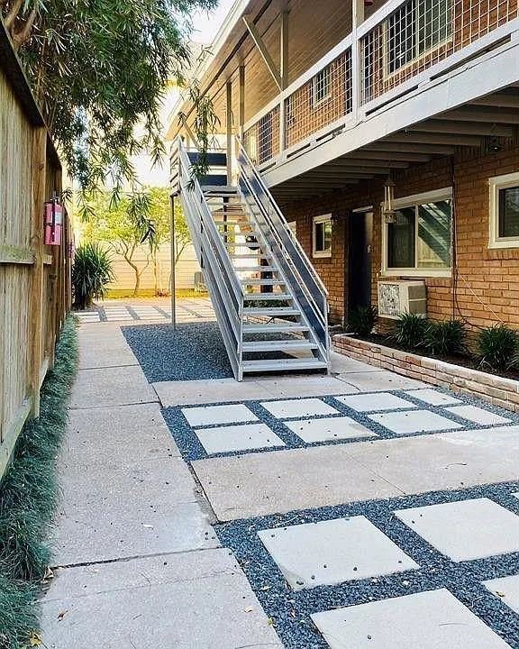1114 Joe Annie St #4