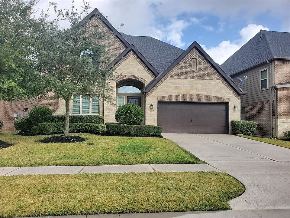 1st image of 130 Deerchase Dr