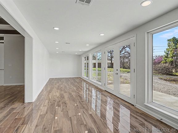 4th image of 69418 S 325th Rd