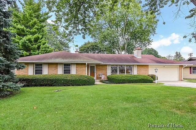 316 Alschuler Dr photo 1