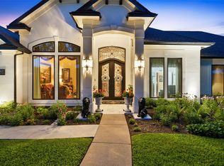 107 Nob Hill Ln, Red Oak, TX 75154