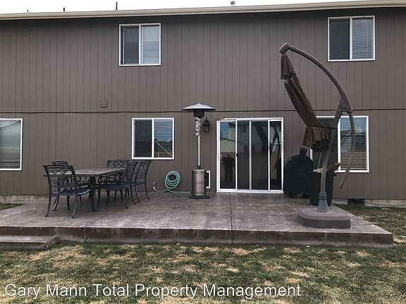 5th image of 454 Trout Ave