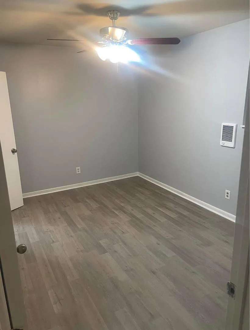 Unit Photo - 470 Highway 70 #B