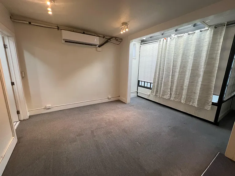 416 E Main St #302 — Photo 13