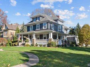 33 Brookside Ave, Ridgewood, NJ 07450