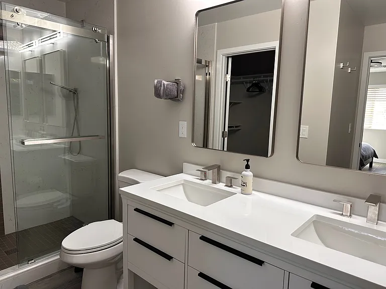 4601 E Robin Dr #1 — Photo 9