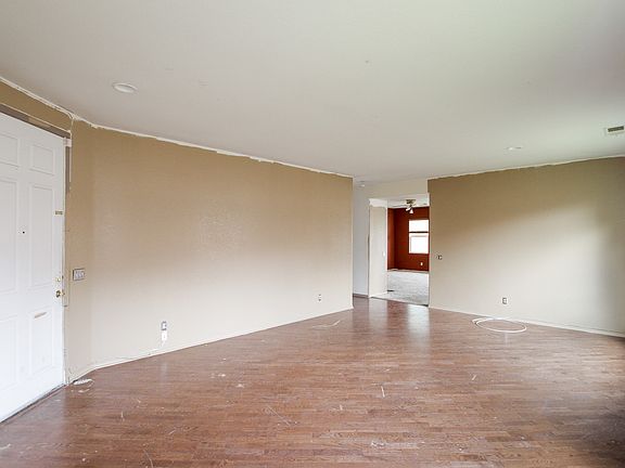 5th image of 3950 Sorksbill Dr