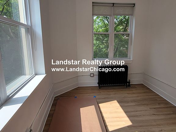 5th image of 1345 W Estes Ave #2B