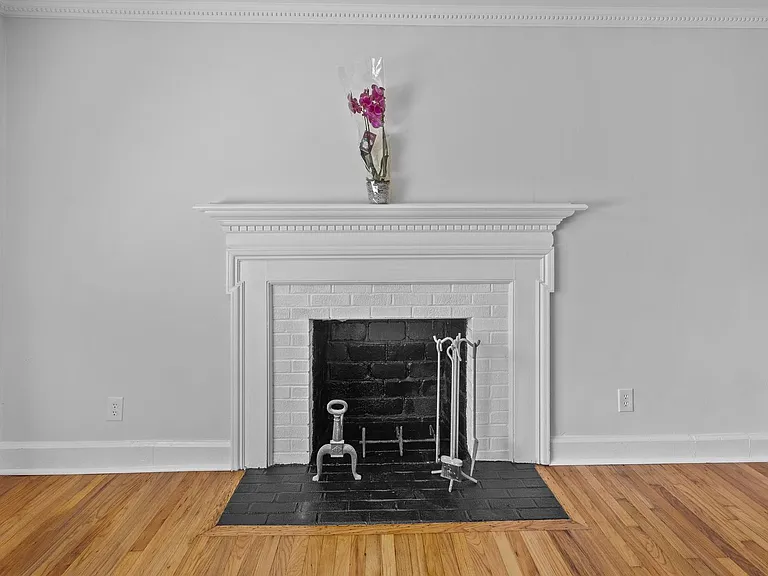 424 Peyton St — Photo 12