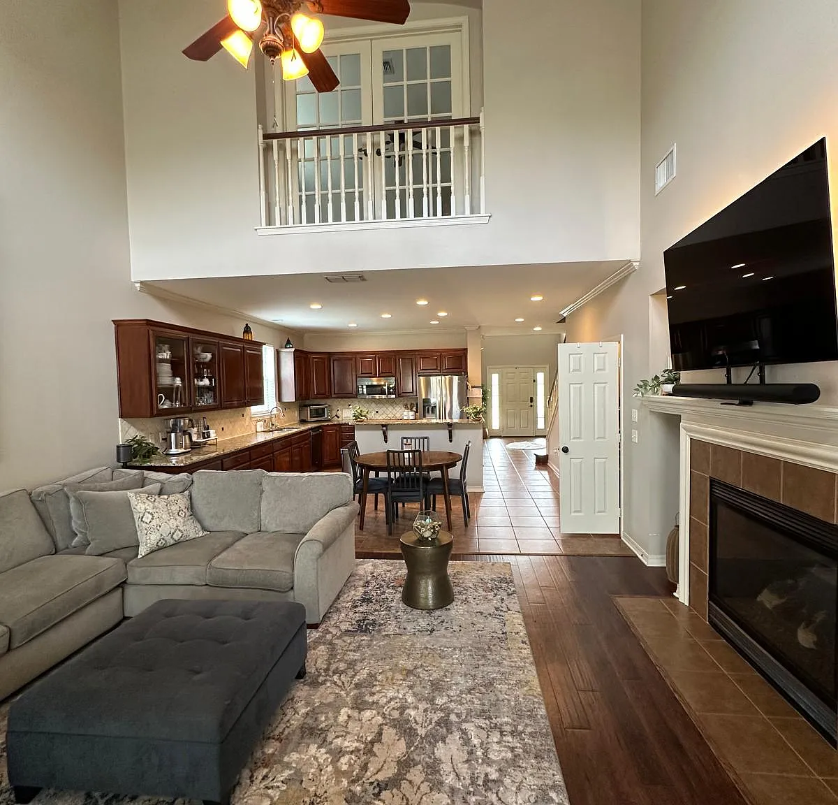 4 bed, 2777 sqft, $2,850 — Photo 1