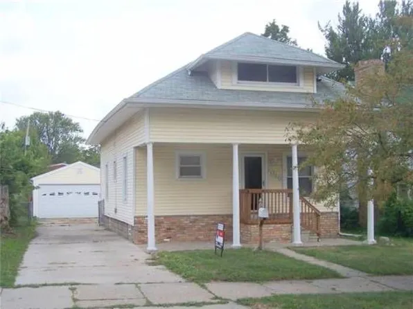 1016 W Barnes Ave, Lansing, MI 48910
