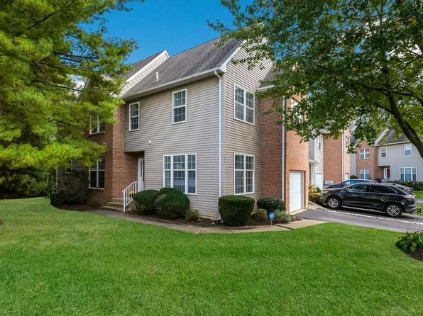 91 Abbey Cir, Doylestown, PA 18901