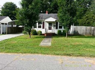 110 Oak St, Mocksville, NC 27028