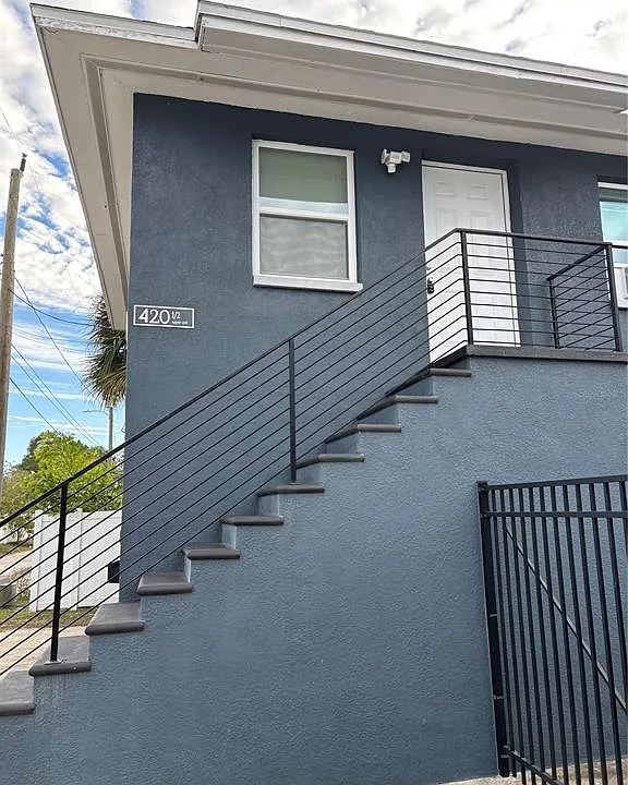 420 15th Ave S