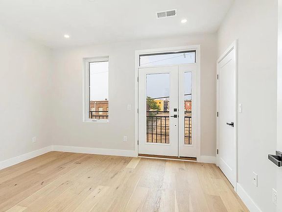 5th image of 1810 Germantown Ave #3R