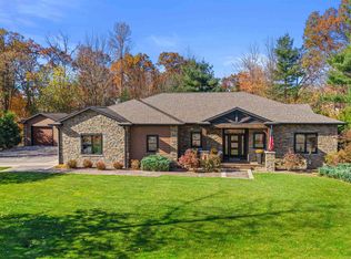 1855 WHITEWATER COVE, Plover, WI 54467