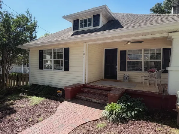 402 Pershing Rd, Raleigh, NC 27608