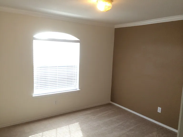 16246 Stallion Rnch — Photo 10