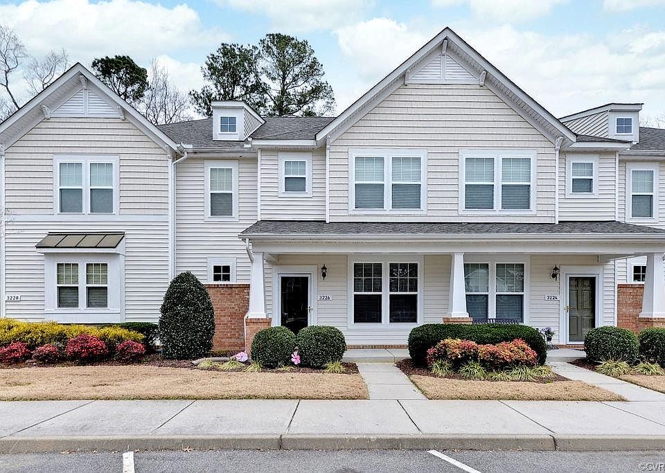 1st image of 3226 Kenton Ct #13B