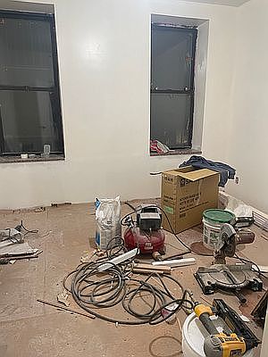 2nd image of 87 Ludlow St #2