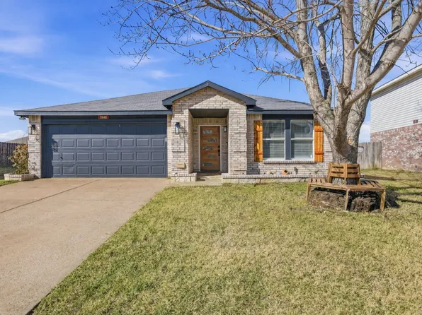 11940 Balliol Ln, Fort Worth, TX 76114