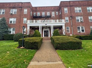 985 Teaneck Rd APT 3G, Teaneck, NJ 07666