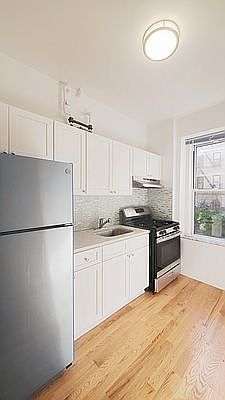 4th image of 508 W 167th St #1B