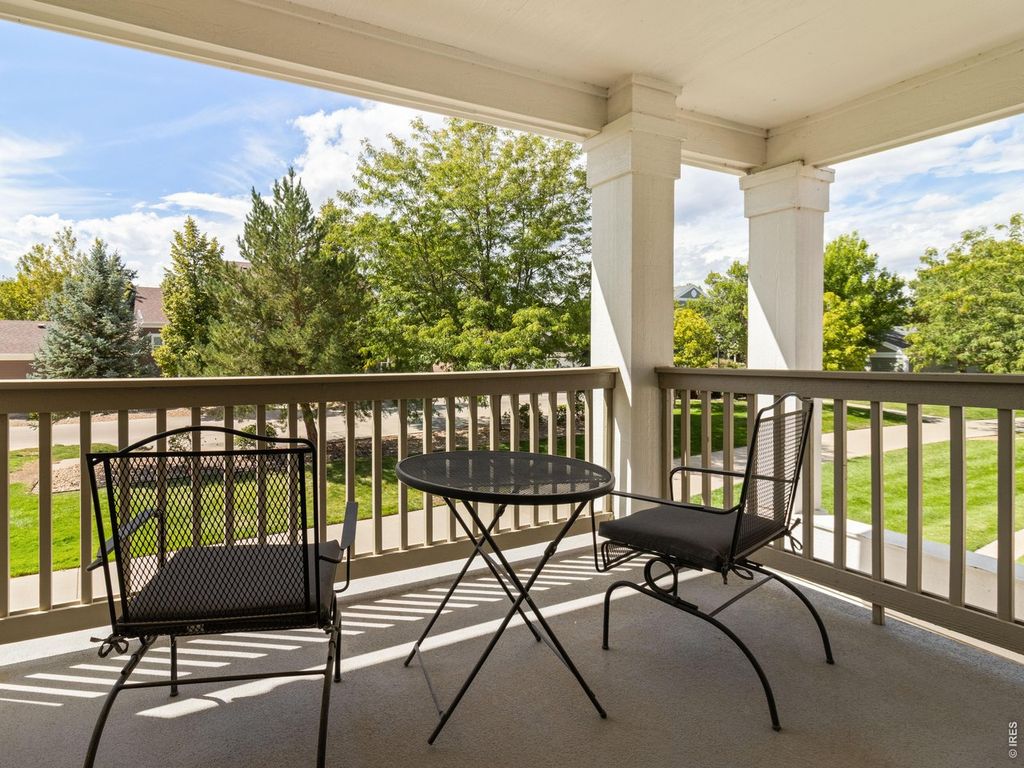 4615 Hahns Peak Dr #203