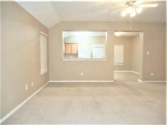3rd image of 9511 Almond Glen Ct