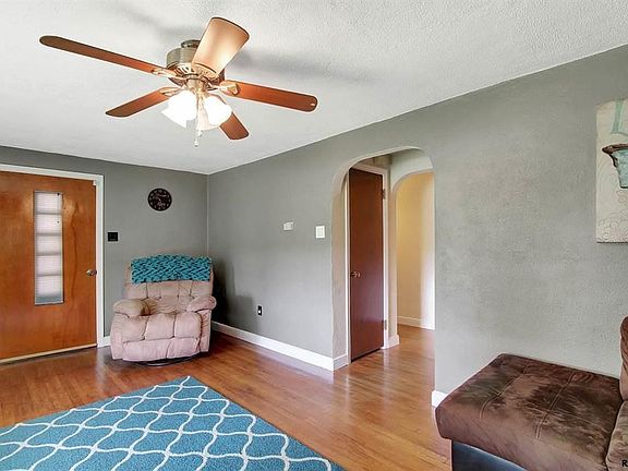 5th image of 1155 Ridgewood Rd