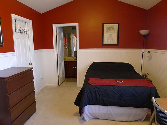 Upstairs bedroom