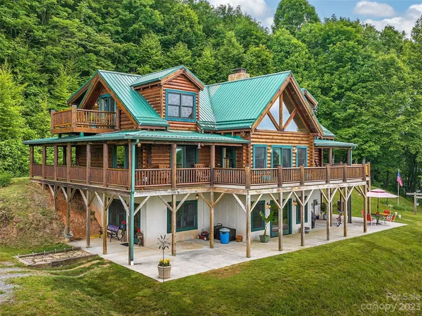 1258 Sugar Camp Rd, Marshall, NC 28753