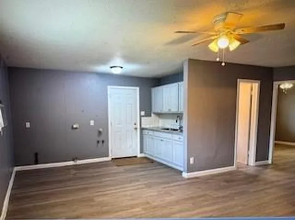 8010 Roswell St, Houston, TX 77022