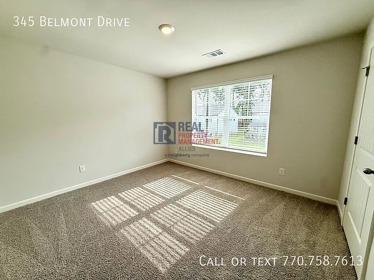 345 Belmont Dr — Photo 7