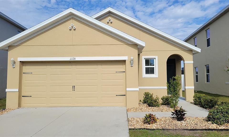1st image of 11172 Leland Groves Dr