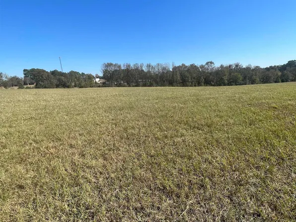 Xx D Garner, Amity, AR 71921