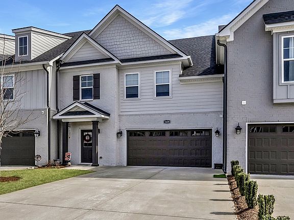 2nd image of 3428 Magruder Dr