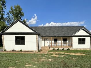 50 Sonoma Dr, Fayetteville, TN 37334