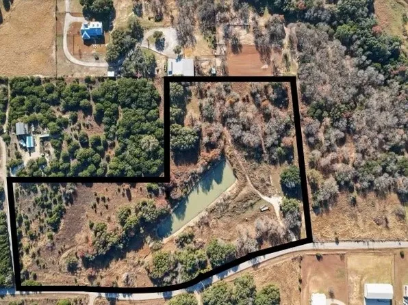 6735 Smoky Hill Ct, Granbury, TX 76049