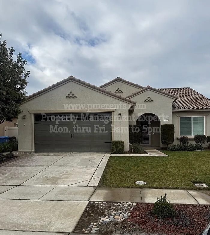 2657 Roseberry Ave photo 1