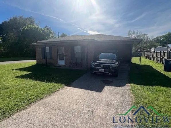 301 N Lee Dr, Gladewater, TX 75647