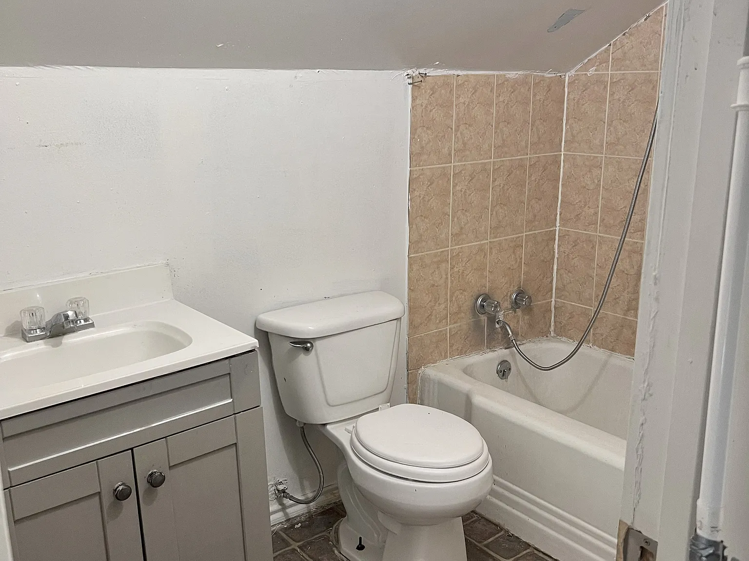 1 bed, 600 sqft, $500 — Photo 4