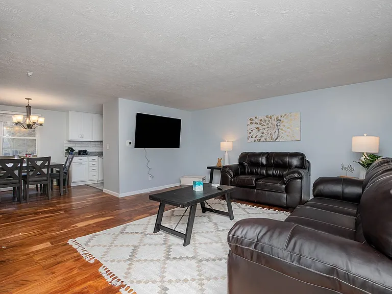 1387 Firethorne Dr — Photo 14