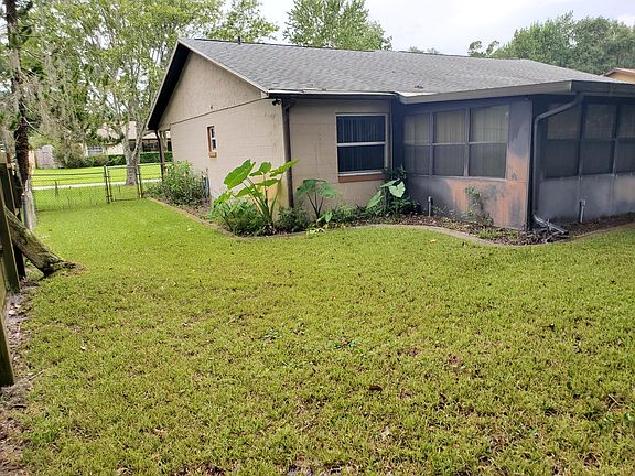 3rd image of 106 Tierra Cir